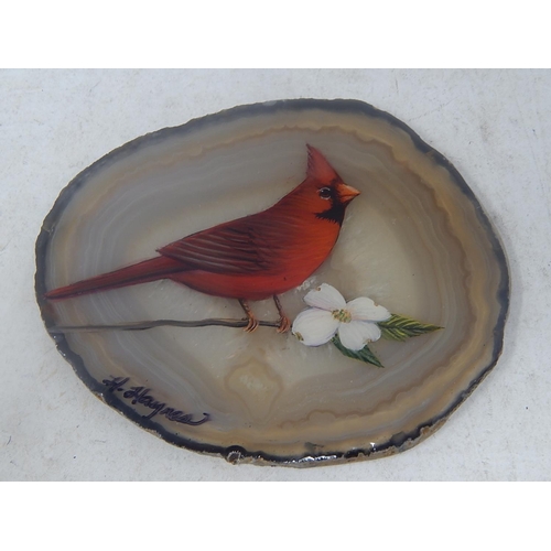 812 - Signed Glass Picture of a small bird: Measures 9.5cm wide