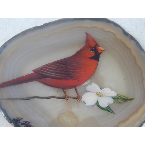 812 - Signed Glass Picture of a small bird: Measures 9.5cm wide