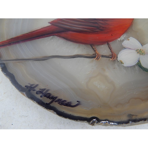 812 - Signed Glass Picture of a small bird: Measures 9.5cm wide