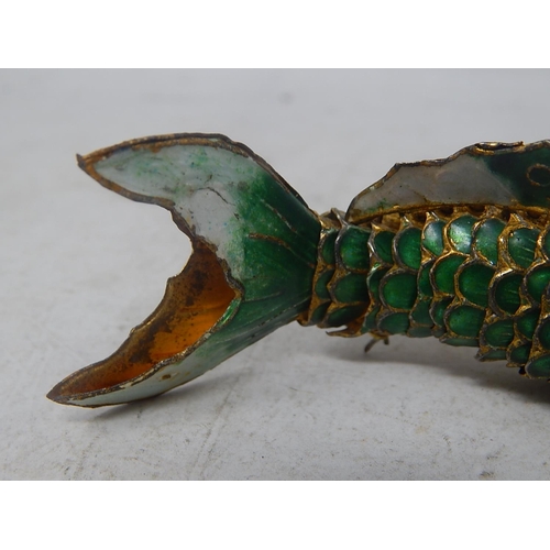 813 - Large Articulated Enameled Metal Fish: Measures 11cm