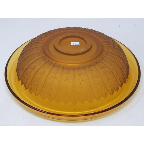 334 - Large Centre Dish/Bowl