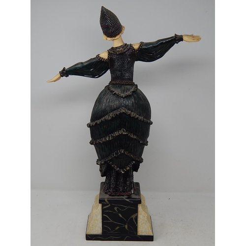 442 - Large Art Deco Figure