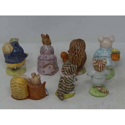 522 - X7 Royal Albert Figures