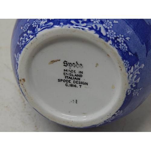 567 - Spode Pose Vase