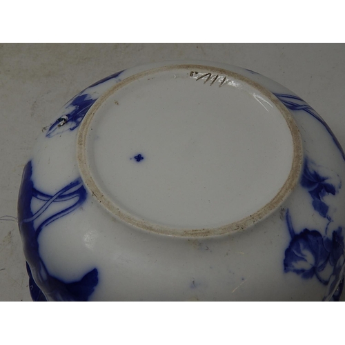 605 - Large Blue Print Chamber Pot