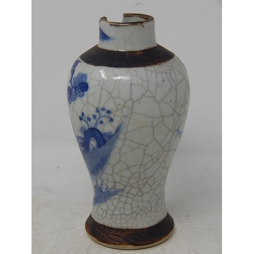 689 - c19th Oriental Vase