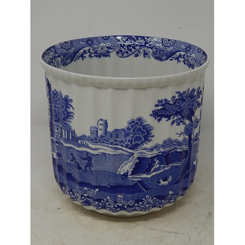 724 - Spode Pot