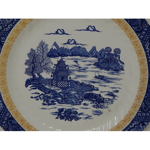 791 - Royal Tudor Large Plate