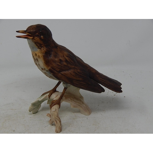 859 - Goebel Bird Thrush Figure