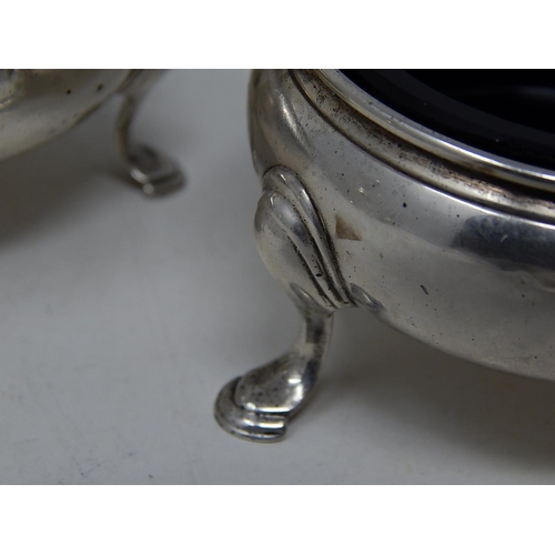 201 - George III Pair of Silver Cauldron Salts with Blue Glass Liners: Hallmarked london 1764