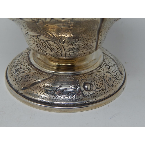 272 - Huge George III Silver Caster with Cancelled Marks & Re-Hallmarked London 1979: Height 24cm: Weight ... 