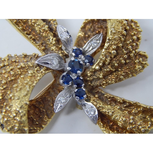 241 - Heavy 18ct Diamond & Sapphire Set Brooch: Weight 19.8g