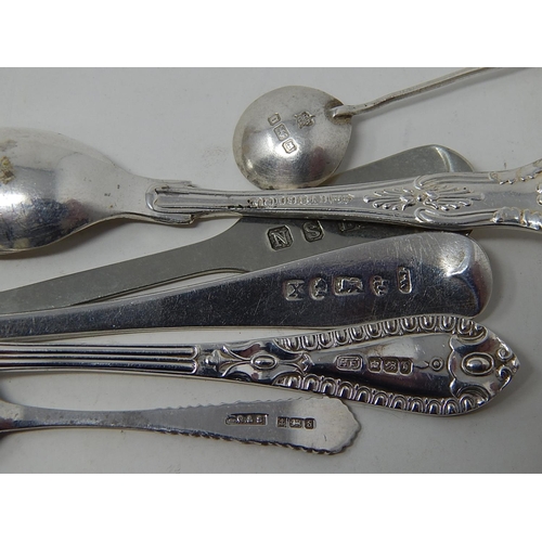 284 - Six Georgian & Later Silver Salt & Mustard Spoons: Various Dates & Makers.