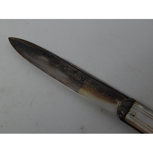 285 - Victorian Silver Bladed & Mother of Pearl Hafted Fruit Knife: Hallmarked Sheffield 1861 by John Yeom... 