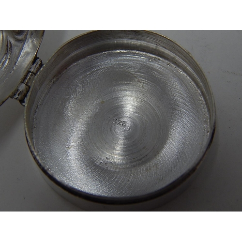 157 - Art Nouveau Style Sterling silver .925 snuff/pill box