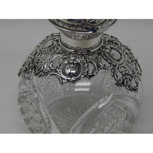 184 - Edward VII silver topped perfume bottle, Birmingham 1906 a/f