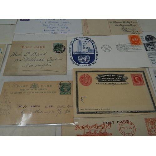 362 - Collection of various postcards including 