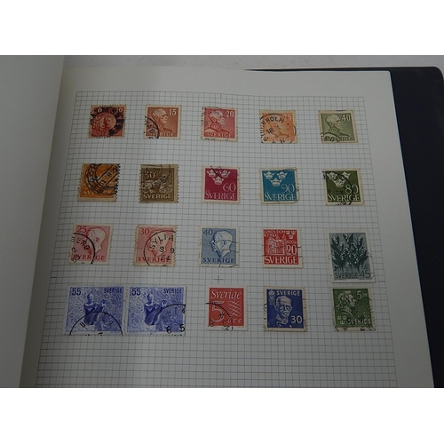 383 - Album containing a large number of Commonwealth & Worldwide stamps