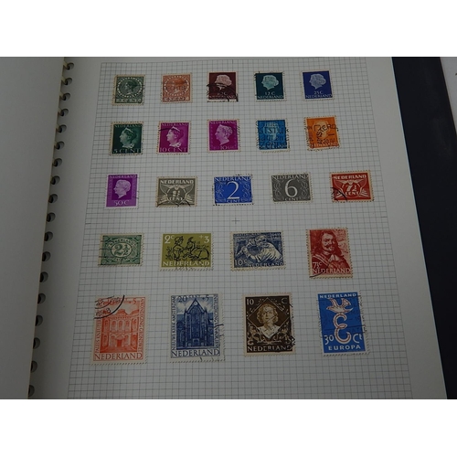 384 - Album containing a large number of & Worldwide stamps