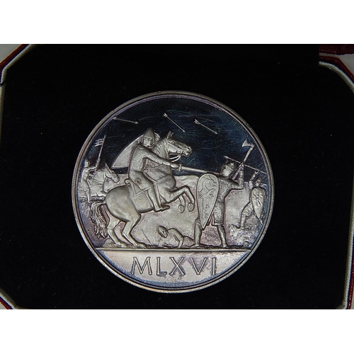 154H - 3 x Commemorative medallions to include 