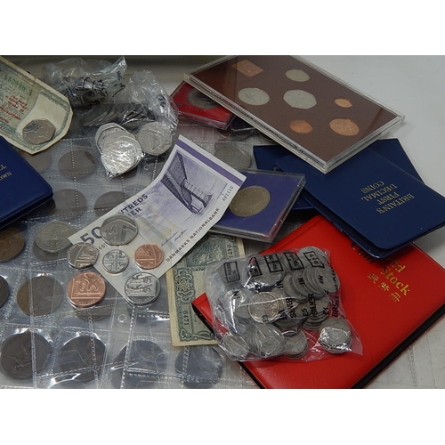 133 - Large collection of coins and banknotes inc 1974 Proof Set, various Crowns, Foreign coins, cased Cro... 