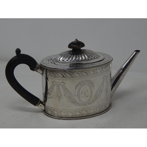 161 - Victorian Silver Tea Pot Hallmarked London 1869 by William Stocker: Gross weight 410g.