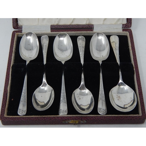 167 - Collection of 6 x Silver Teaspoons in Fitted case