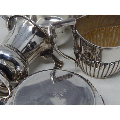 169 - Four Victorian & Later Hallmarked Silver Items: Various Dates & Makers: Combined weight 300g