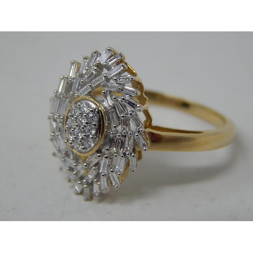 255 - 18ct Yellow Gold Ring Set with 1.00ct of Baguette Cut & Central Brilliant Cut Diamonds: Ring Size N ... 