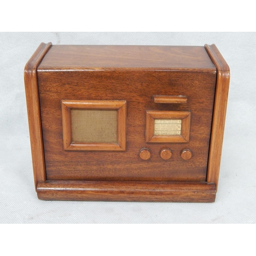 349 - Art Deco Wooden Cigarette Dispenser Formed as a Radio: Measures 18.5cm wide x 13cm high