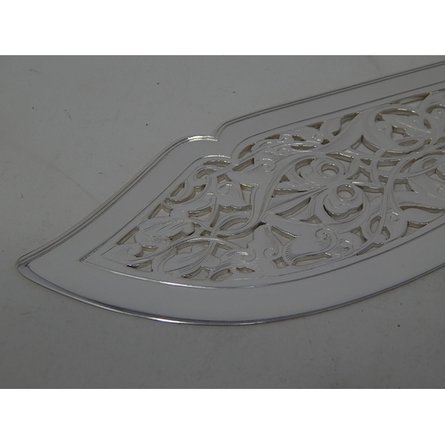 138 - Victorian Silver Fish Slice with Pierced Foliate Blade: Hallmarked London 1857 by Francis Howard: Me... 