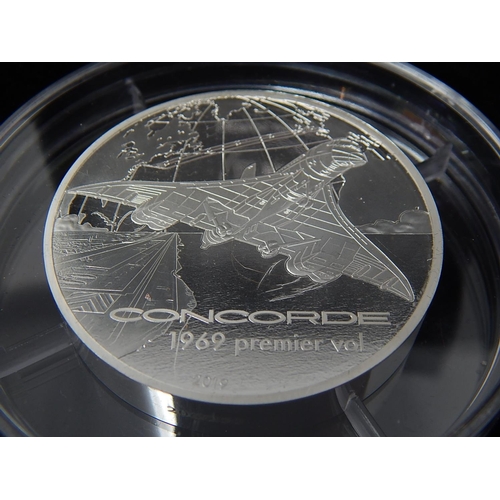 305 - LIMITED EDITION 206/250: 2019 Boxed .950 Silver Concorde Coin w/ COA (163.8g). 908054