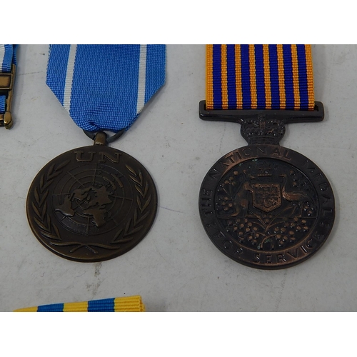 311 - 10 x Assorted Replica MILITARY Medals & Ribbons Inc Australian, Korea, D.S.C Etc. 927546