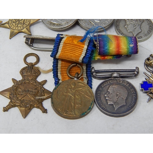 326 - Collection of Assorted Miniature MEDALS Inc WW1, WW2, ERII, Gulf War, Pacific. 700721