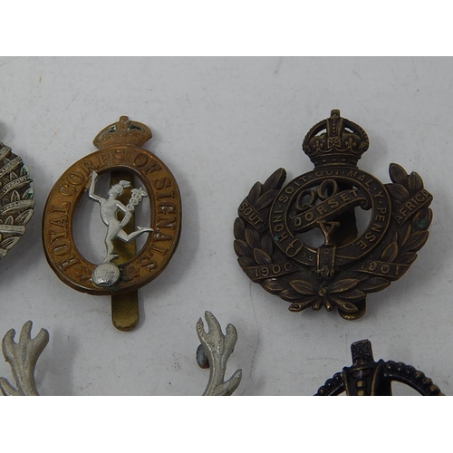 332 - 10 x Assorted Vintage MILITARY Cap Badges Inc WW1, WW2, Officers, R.A.F Etc. 869982