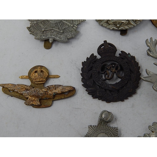 332 - 10 x Assorted Vintage MILITARY Cap Badges Inc WW1, WW2, Officers, R.A.F Etc. 869982