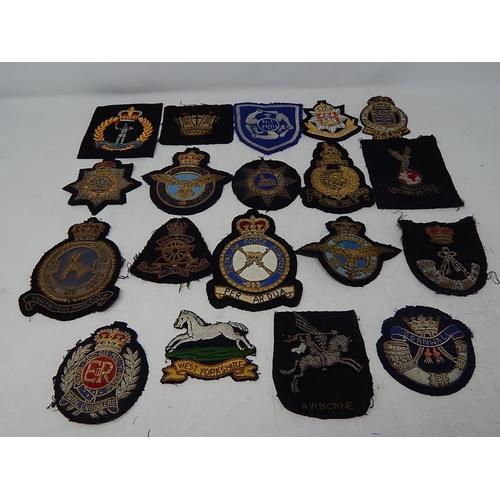 335 - 19 x Assorted Vintage MILITARY & NAVY Blazer Badges Inc R.A.F, Airborne Etc. 988587