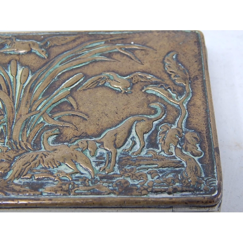 340 - Antique / Vintage Tobacco SNUFF BOX w/ Copper Lid, Hunting Scene. 159005