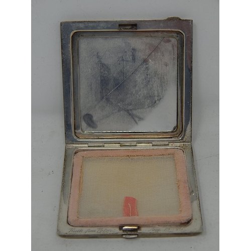 364 - Vintage Hallmarked 1944 Birmingham STERLING SILVER Ladies Vanity Compact (95g). 960910