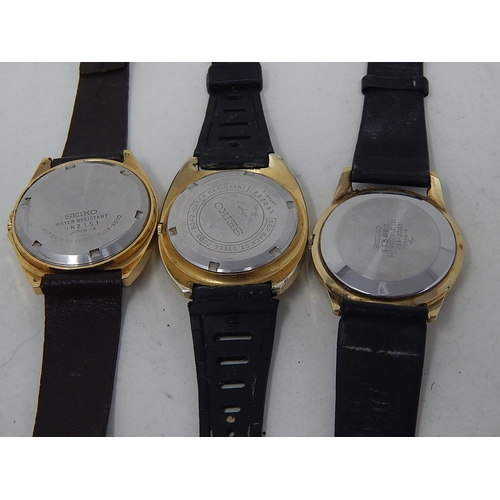 374 - 3 x Vintage Gents SEIKO / SEIKO 5 WRISTWATCHES Automatic WORKING Inc. 7005-2000. 669939