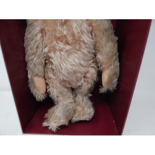 478 - STEIFF: Teddy Rose 1925 Collectors Bear: Button in Ear, Genuine Mohair, Growler, 38cm High: Boxed wi... 