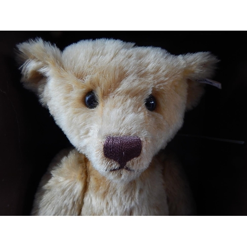 479 - STEIFF: 1907 Collectors Bear: Button in Ear, Genuine Mohair, Growler, 57cm High: Boxed with COA: 850... 