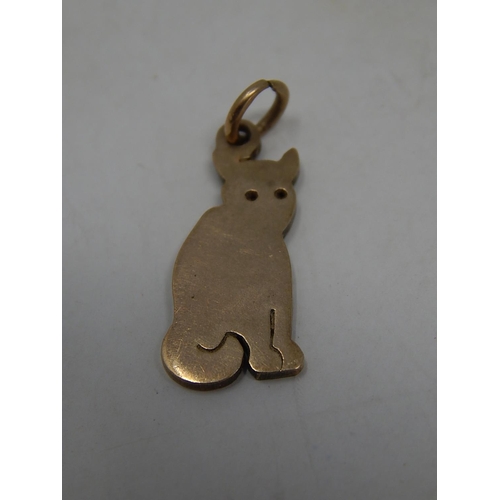 202 - 9ct Gold cat charm. 143047