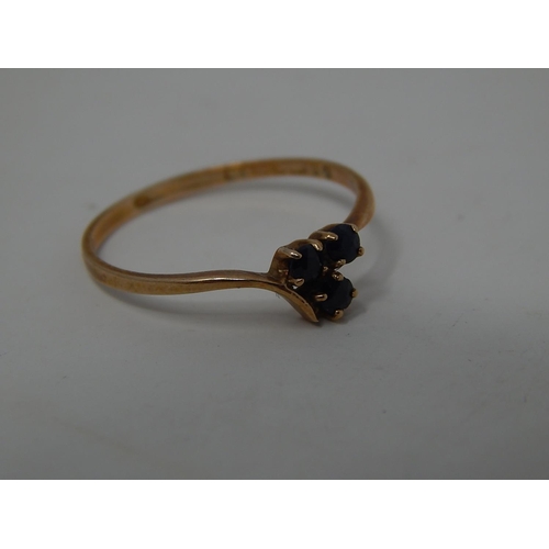 268 - 9ct gold sapphire set dress ring. 995713