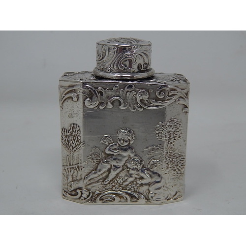 48 - Victorian silver perfume bottle, London 1895, David Bridge