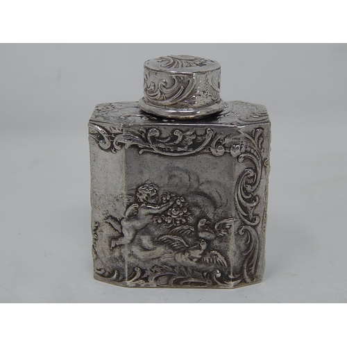 48 - Victorian silver perfume bottle, London 1895, David Bridge