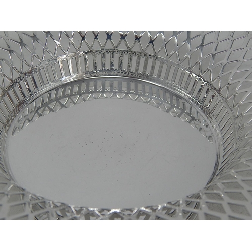 85 - Edward VII silver fruit bowl, Birmingham 1910, J B Chatterley & Son, 8.2oz