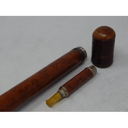 513 - Antique Gentleman's Walking Cane Concealing Within It's Screw Top a Cigarette Holder: Measures 91cm