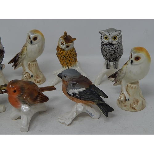 411 - A collection of 10 x Goebel Birds