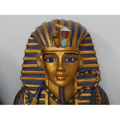 516 - Model of a Sarcophagus contained the King 